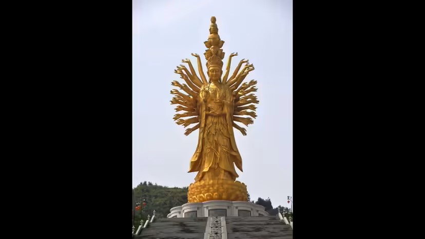 Famous Statue No. 1.jpeg
