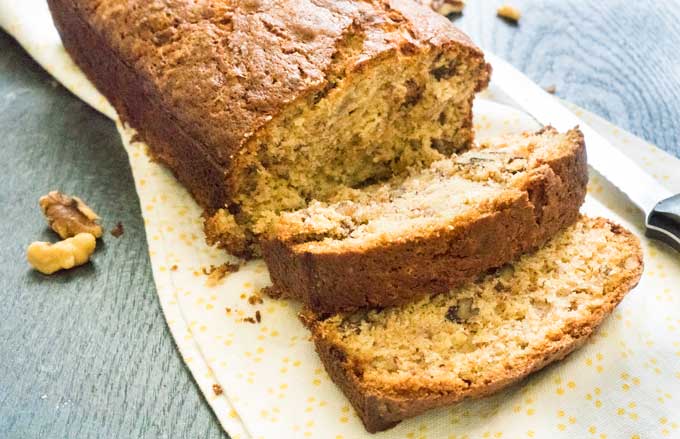 Banana Bread With Walnuts.jpg