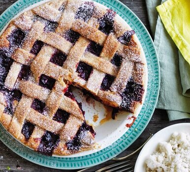 Cherry Lattice Pie.jpg