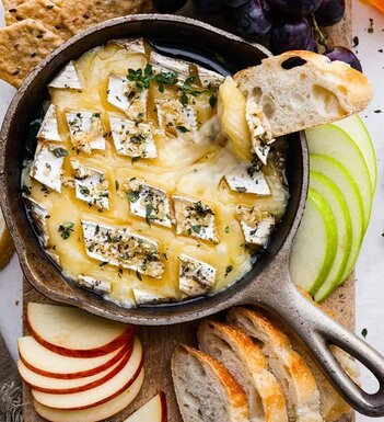Baked Brie.jpg